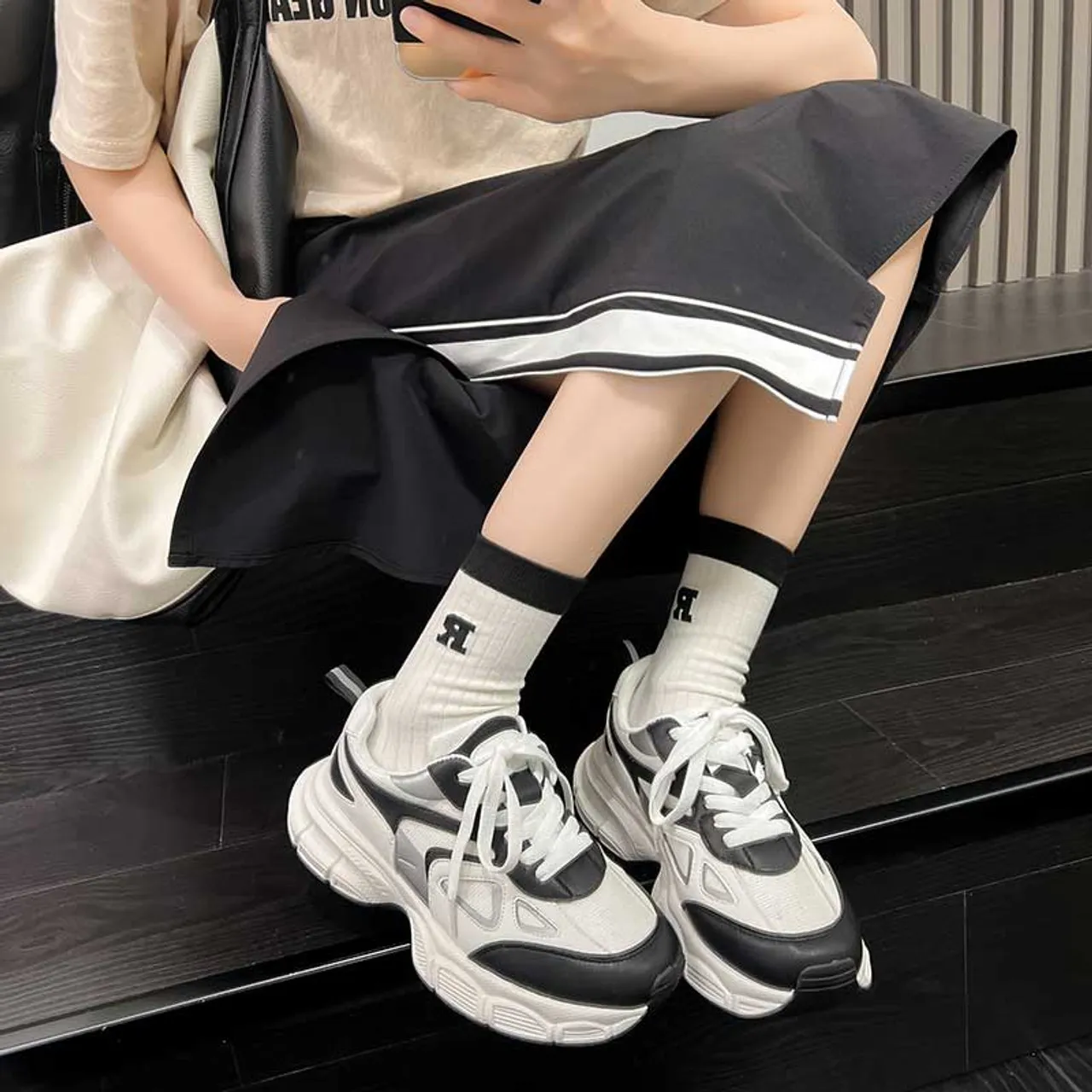 Black mesh vamp thick sole casual shoe sneaker