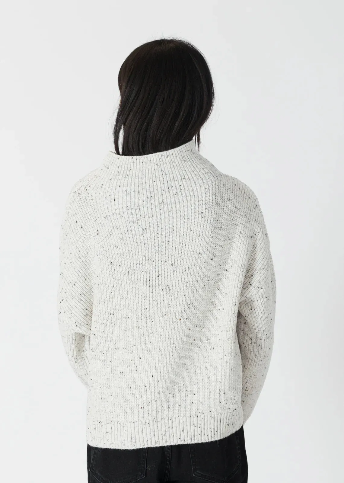 Evolet Ribbed Mock Neck