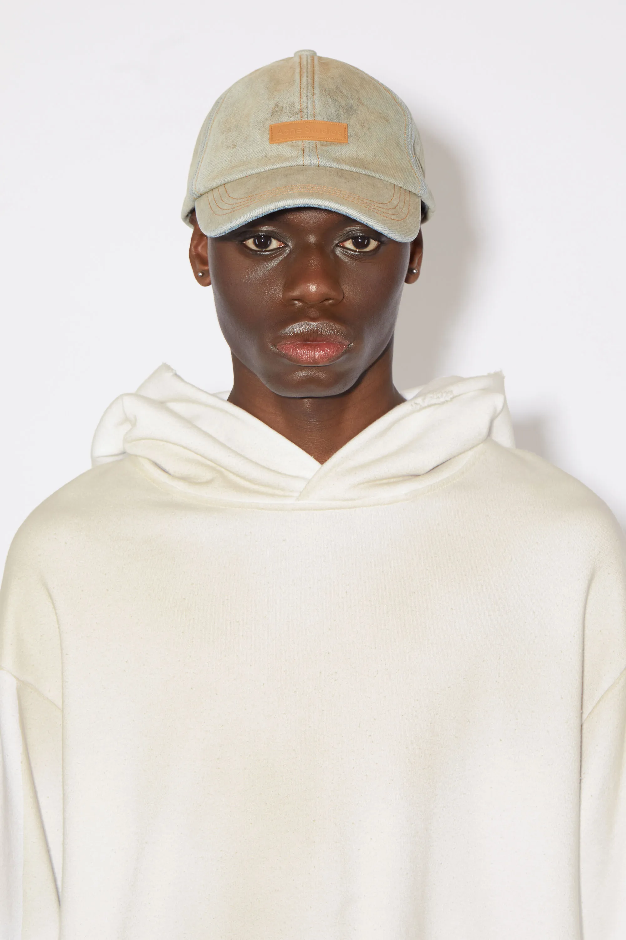 Logo hooded sweater