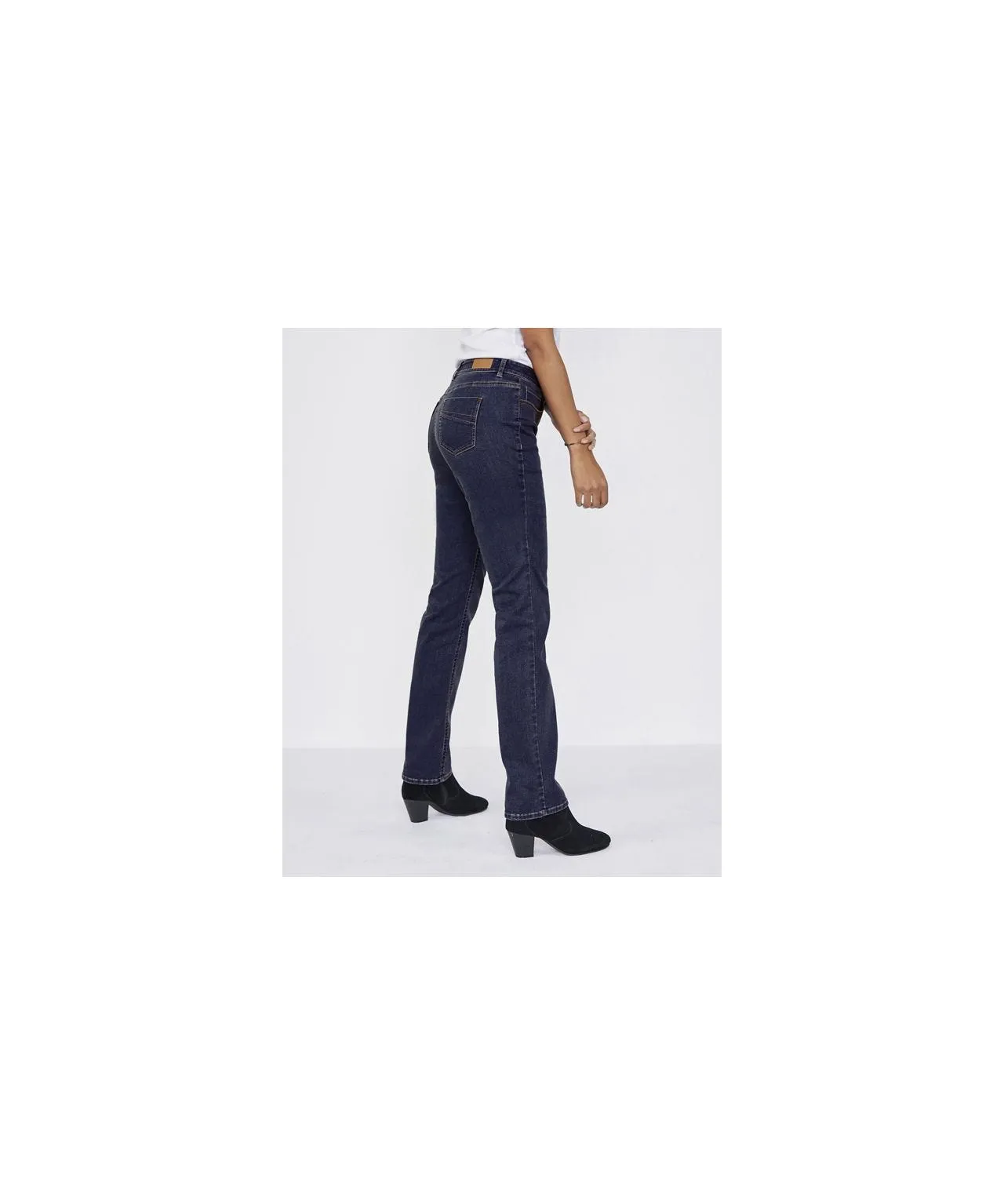 Secret Stretch Straight-leg Perfect Fit Jeans