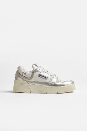 Sneaker CLC Low in Weiß/Platinum