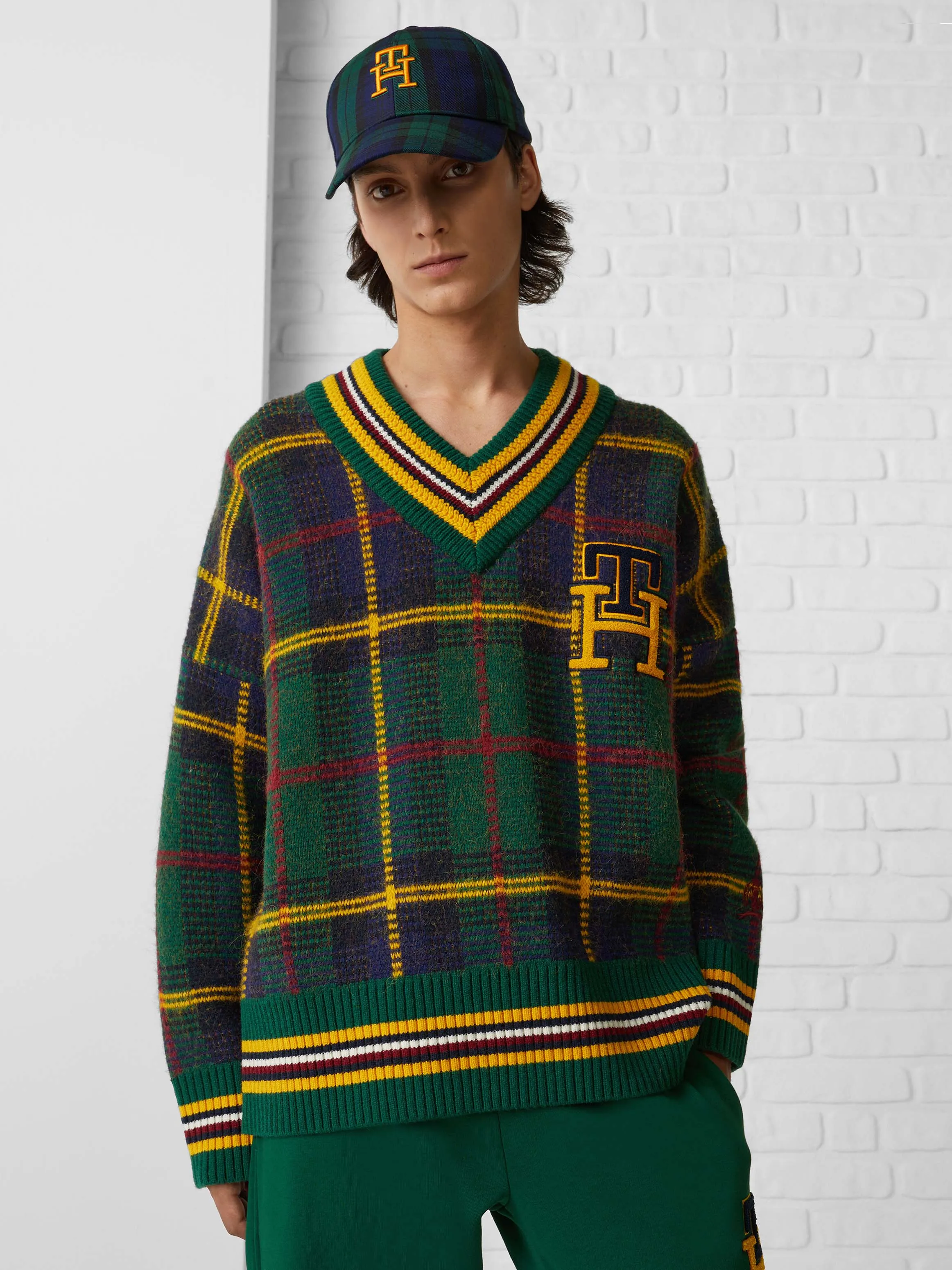 TH Monogram Black Watch Tartan Sweater | Sweatshirts & Hoodies | Tommy Hilfiger