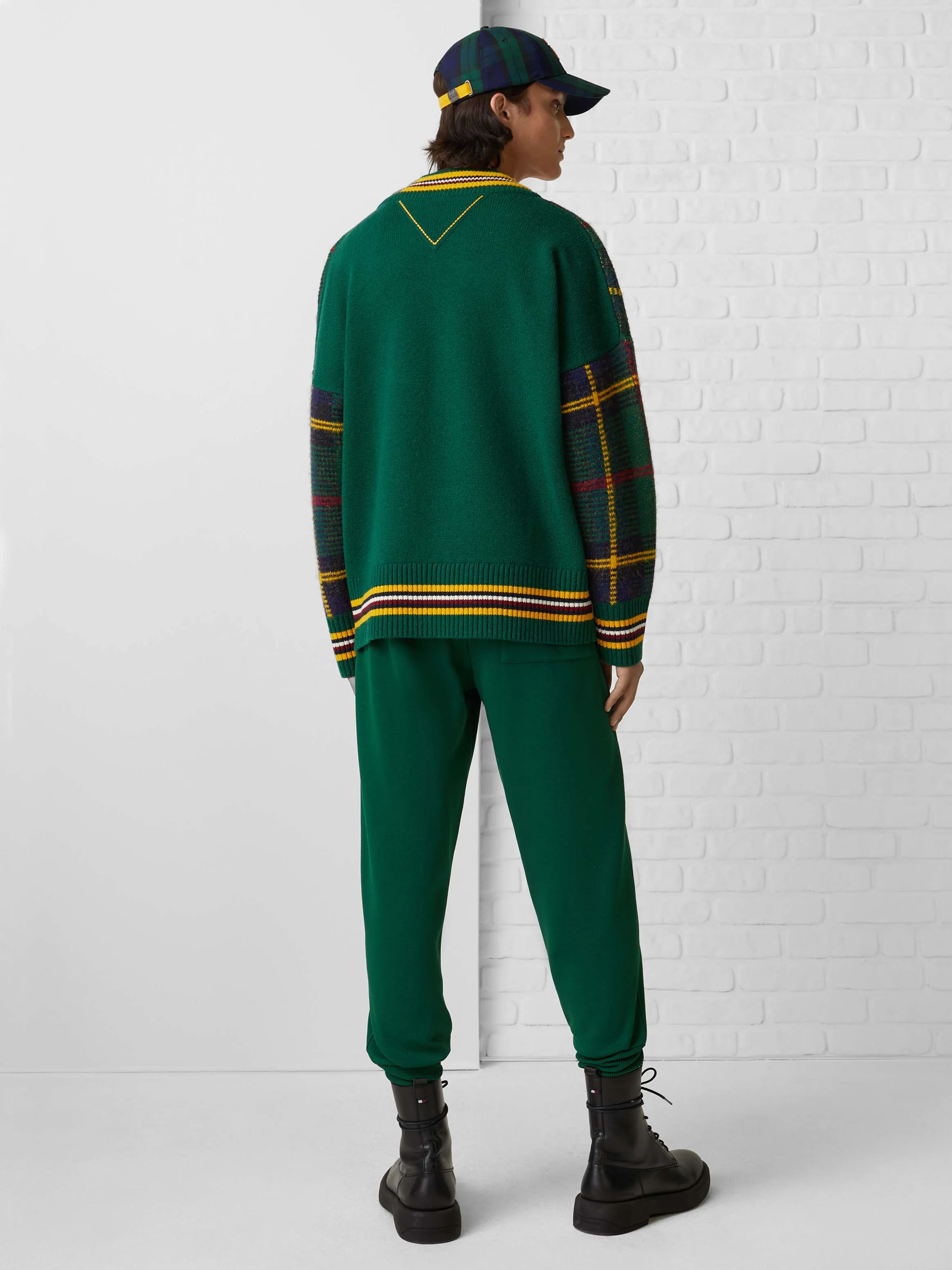 TH Monogram Black Watch Tartan Sweater | Sweatshirts & Hoodies | Tommy Hilfiger