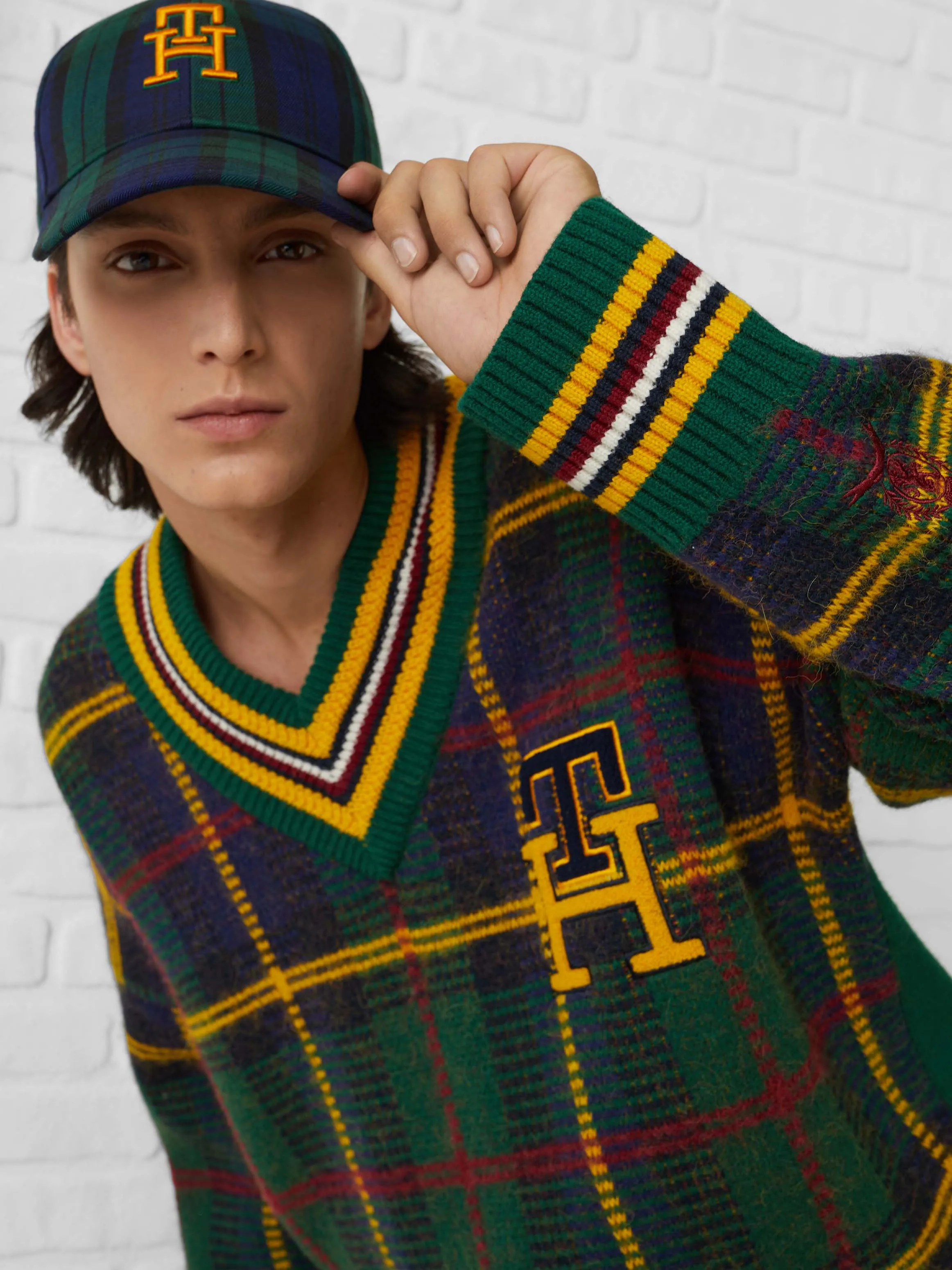 TH Monogram Black Watch Tartan Sweater | Sweatshirts & Hoodies | Tommy Hilfiger