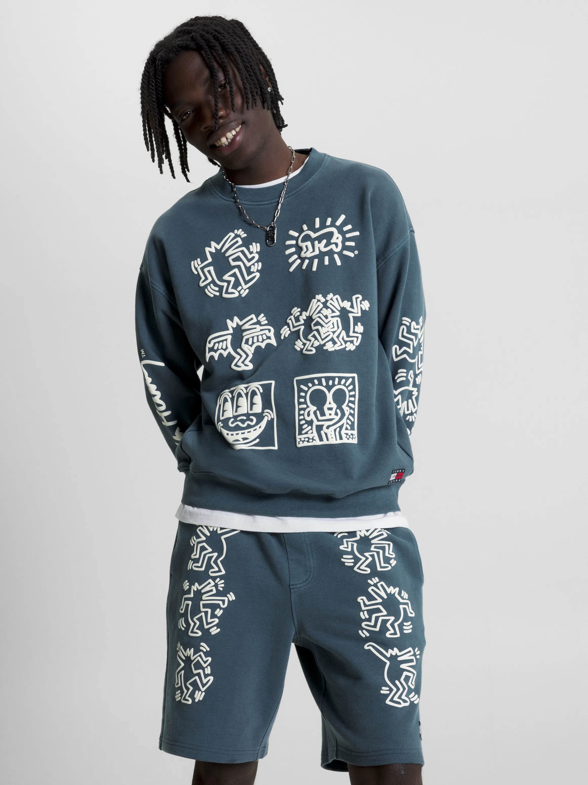 Tommy x Keith Haring Dual Gender Relaxed Fit Sweatshirt | Sweatshirts & Hoodies | Tommy Jeans