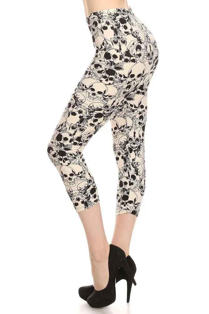 Women's Regular White Skull Pattern Print Capri Leggings - White Black