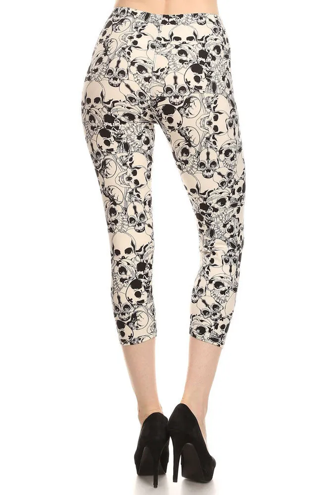 Women's Regular White Skull Pattern Print Capri Leggings - White Black